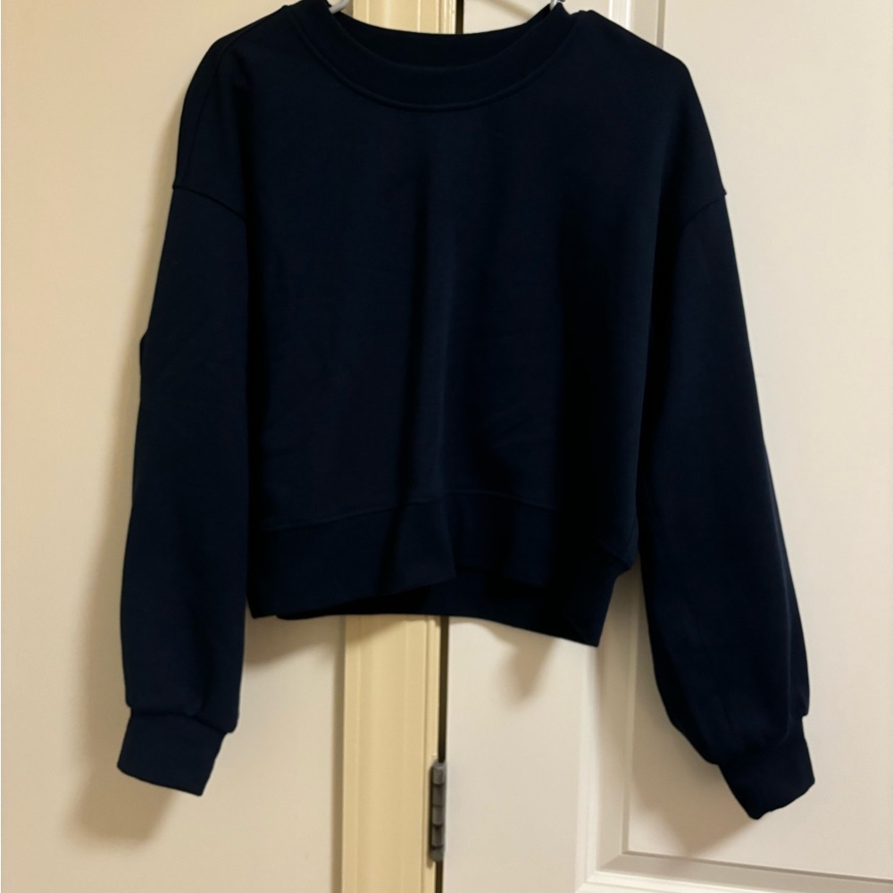 Navy Blue Cropped Sweatshirt